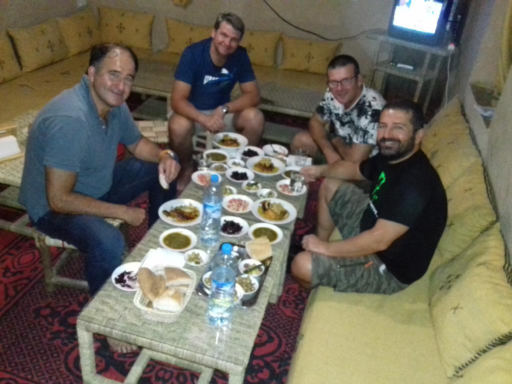 מלון מידלת Kasbah Izoran מראה חיצוני תמונה