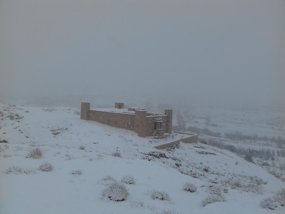 מלון מידלת Kasbah Izoran מראה חיצוני תמונה